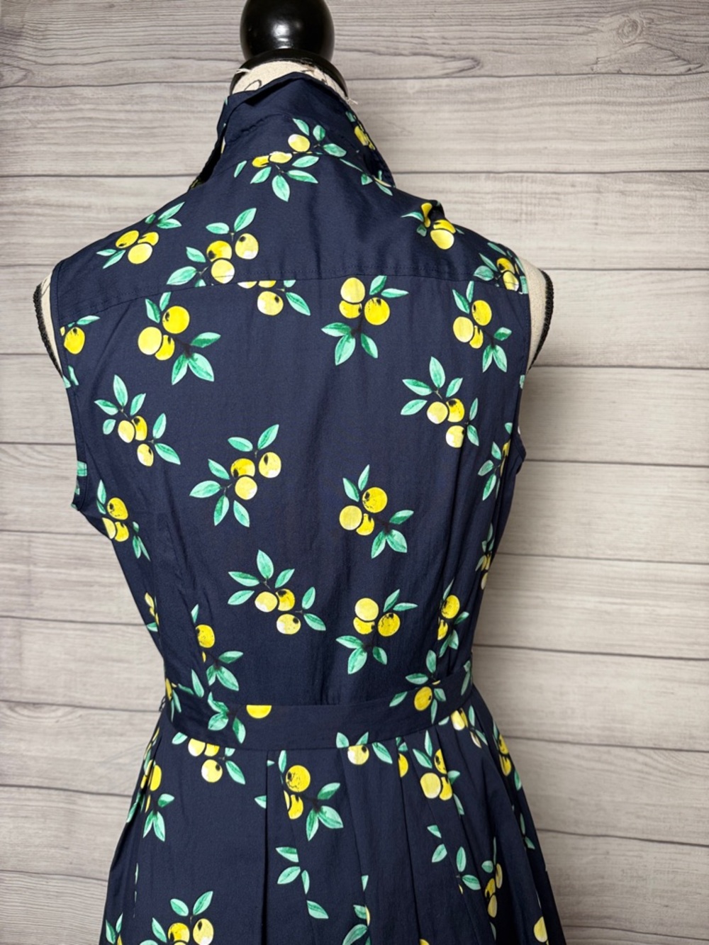 Sleeveless Navy Lemon Print Tie-Waist Dress Size 8 with pockets! - Picture 4 of 5